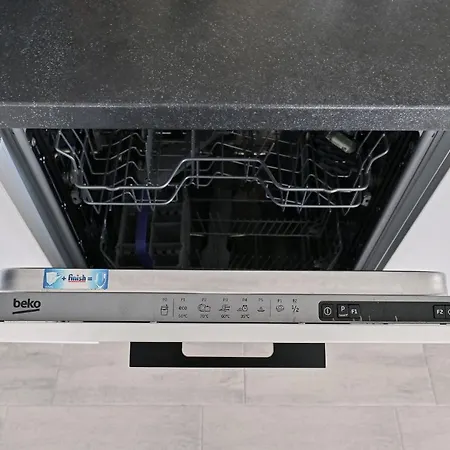 Diamond Sea View 2br - N Pools Lejlighed Mamaia