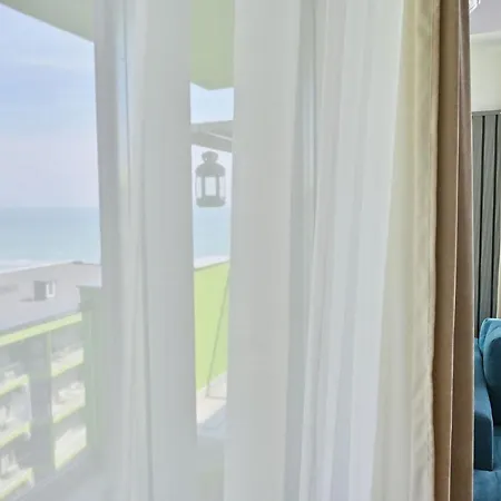 Апартаменты Diamond Sea View 2br - N Pools