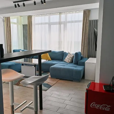 Apartment Diamond Sea View 2br - N Pools *