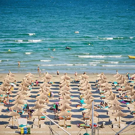 Diamond Sea View 2br - N Pools * Mamaia