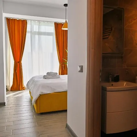 Diamond Sea View 2br - N Pools *