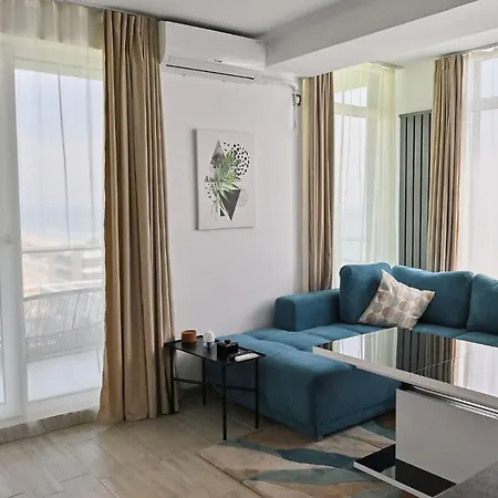 Diamond Sea View 2br - N Pools Apartment Mamaia