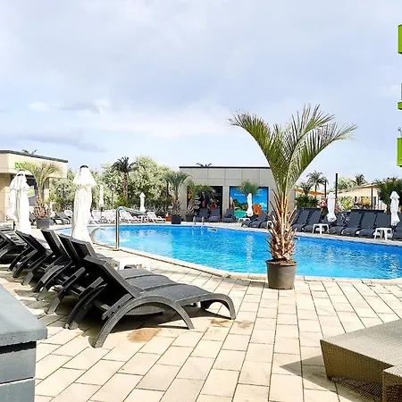Diamond Sea View 2br - N Pools * Mamaia