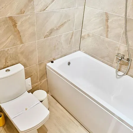 Апартаменты Diamond Sea View 2br - N Pools