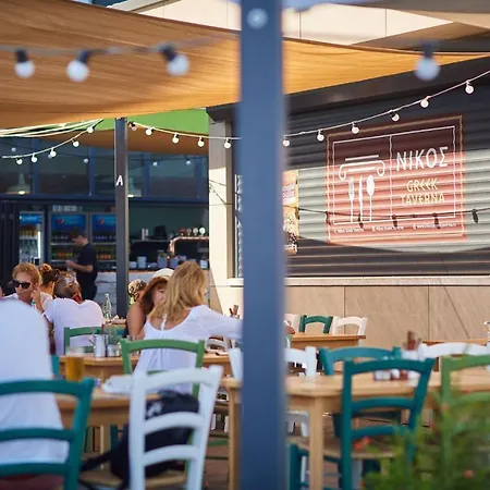 Апартаменты Diamond Sea View 2br - N Pools *